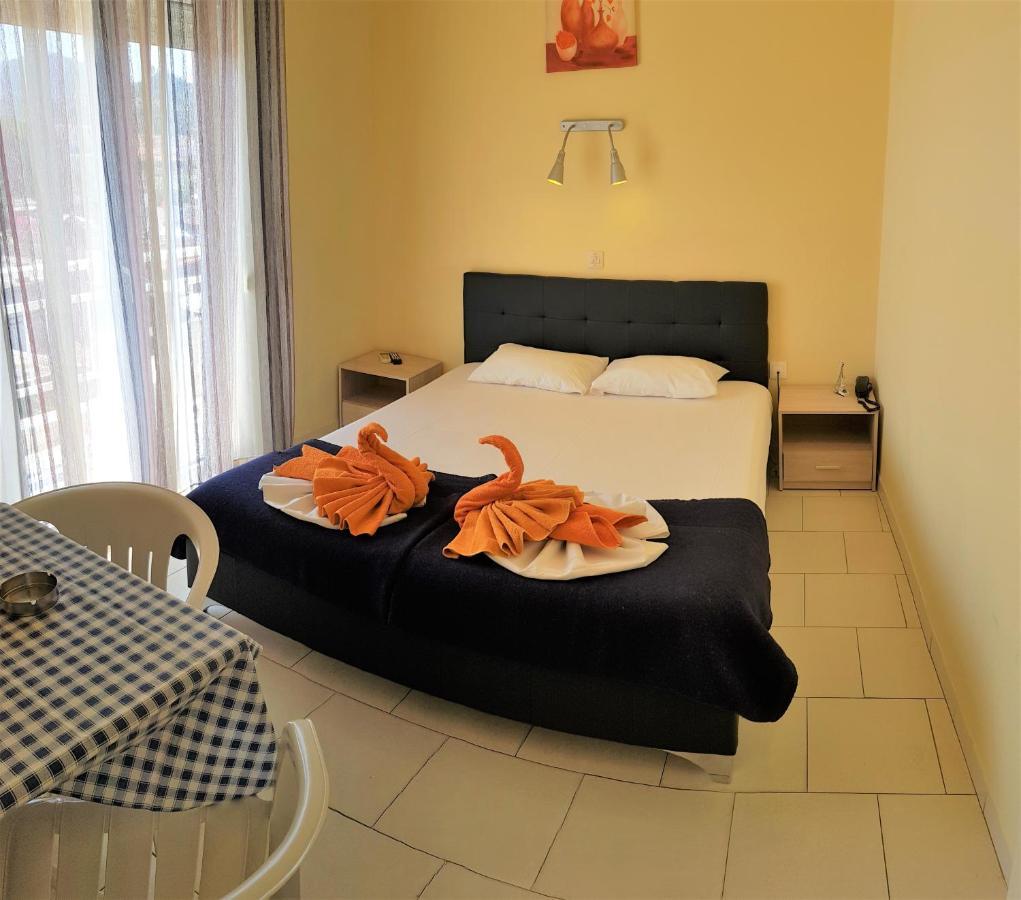 Hotel Tassos-Despina Pefkochori Eksteriør billede
